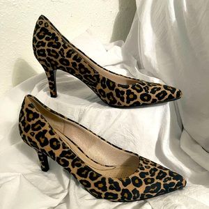 Cheetah print pumps